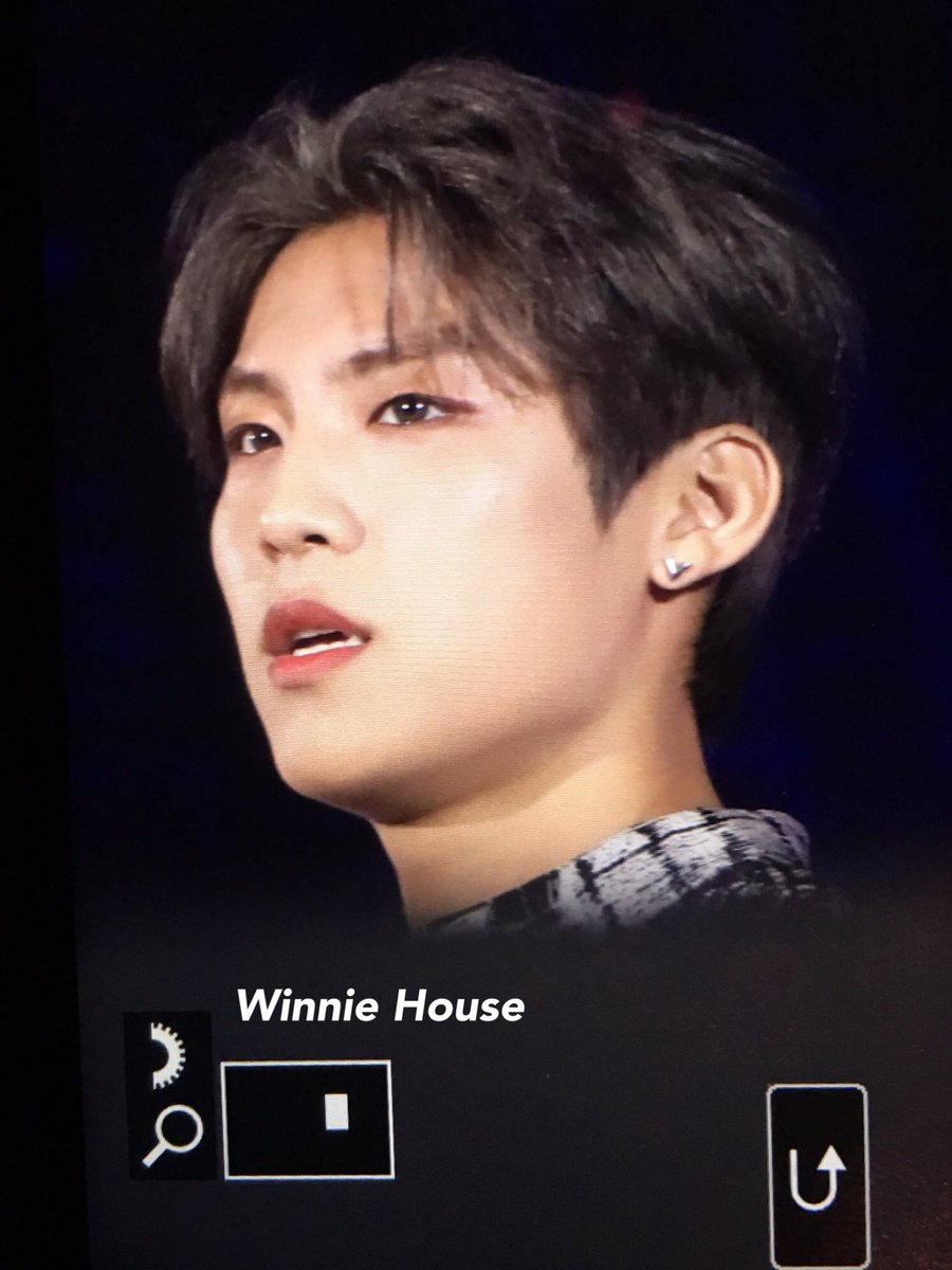 WinnieHouse's tweet photo. 190820 https://t.co/DtAdFCIXAj
#PARKWOOJIN #AB6IX #박우진 #에이비식스 https://t.co/zi18rmZmDt