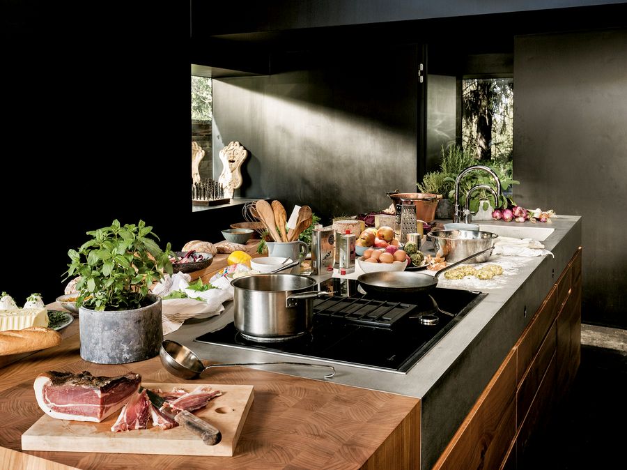ELivingSpaces's tweet photo. Venting hobs offer cooking and venting in one, allowing you to reclaim space in your kitchen!

Get 20% off #NEFF, Bosch and Siemens venting hobs until 31st October.

Visit your local showroom to find yours: https://t.co/e91BhzQJnX.

#appliances #ventinghobs #kitchens https://t.co/SfPN7u5gRJ