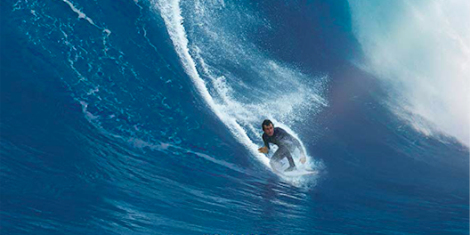 rosswhitakertv's tweet photo. TONIGHT @ 22:15 on RTE Two is the long awaited (by me) Irish TV Premiere of the surf film we made, BETWEEN LAND AND SEA. It follows a year in the life of surf town Lahinch and features some very unique, brave and sound people. Trailer - https://t.co/d7saKAlPRK https://t.co/IeKkNOivBo