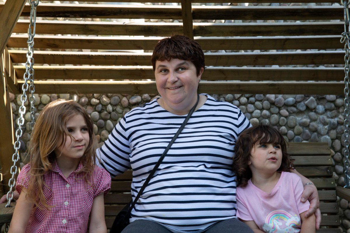 Vision_Fdn's tweet photo. βIβm still their mum, but Alex and Sophia are my eyes now.β
Meet mum of two Charmaine who thanks to support from #GLFB is taking on the world after sudden #SightLoss.
https://t.co/ARG7vjDwxh #blind https://t.co/QoIHBtX6YK