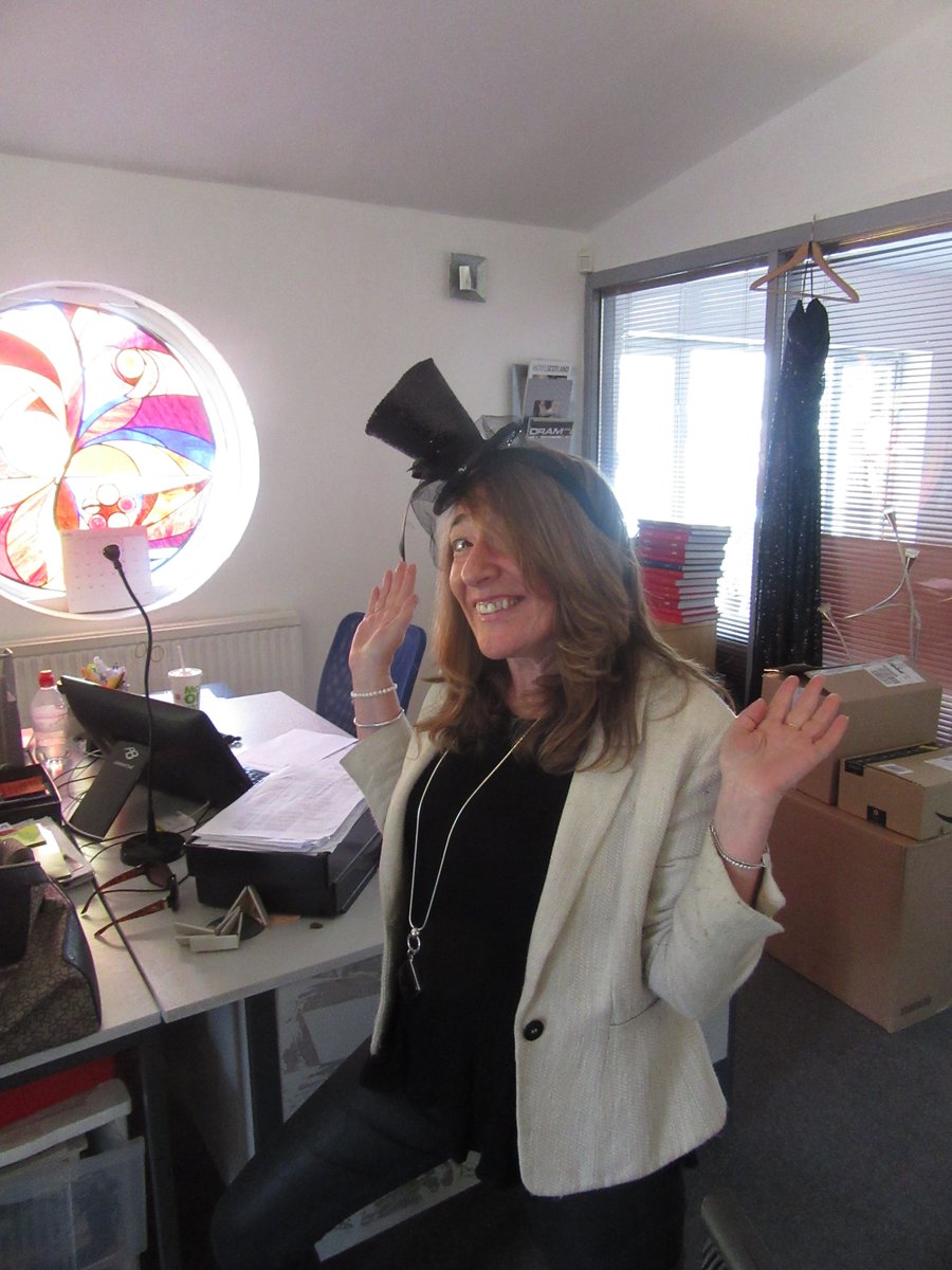 dramscotland's tweet photo. The sun has got his hat on and so has Susan. She's just about to hotfoot it down to Glasgow's Hilton hotel to put the finishing touches to the room ahead of this evening's #ScottishBarandPubAwards. Do you suit a hat? Then prove it with a pic... #DRAMScotland https://t.co/BUKTiLnOpn