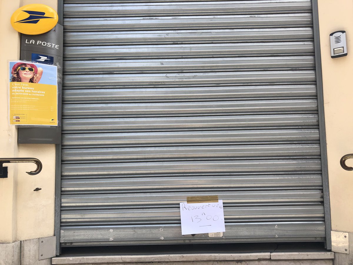 OdileElia's tweet photo. Voilà le #service public à la française : aucune prise en compte l’intérêt client, @GroupeLaPoste ouvre et ferme ses agences au bon vouloir du personnel ! #auboulot #serviceclient https://t.co/yBlhGy1WWe