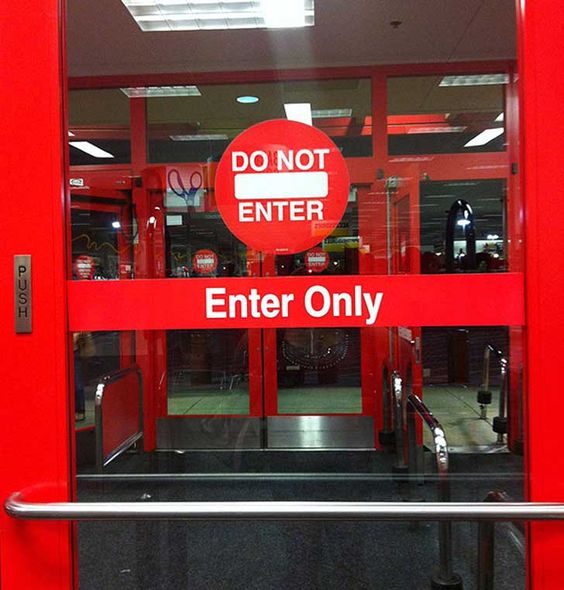 GradBay_'s tweet image. Which one is it then!? 

#easilyconfused #officehumour #workfails #fail