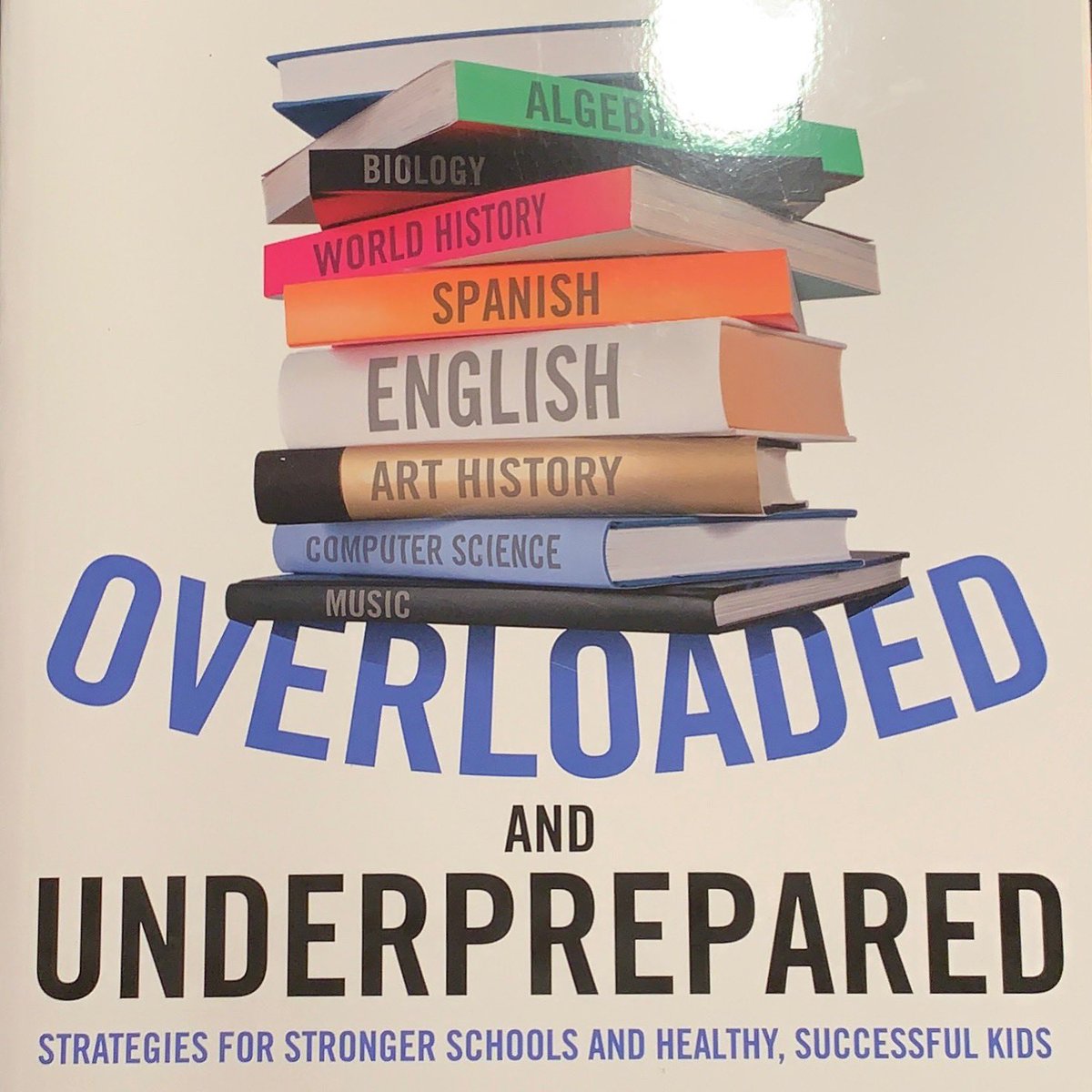 JoeTaylorDHS's tweet photo. Who’s up for a random Tuesday slow chat about some items raised in this book? 1. Especially, but not limited to, high schools. How many have seen a cheating problem and what have you done to confront it? #D113PLN #DHSPLN https://t.co/ud3hFg97sG