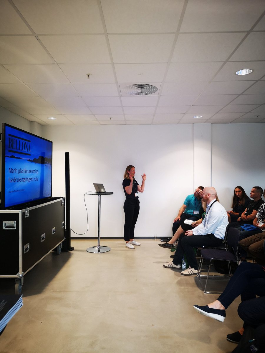 thomasroed's tweet photo. Stappfullt møterom når @Bellona_no og #griegseafood arrangerer seminar om marin plast. Vi løfter diskusjonen om hvordan havbruksnæringen kan bidra på @AquaNorExhibit https://t.co/LVEo33BG8h