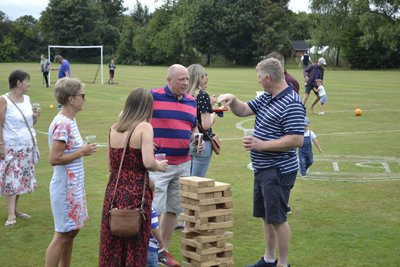 Coldcontrol's tweet image. To celebrate Cold Control&apos;s 30th anniversary, we held a family fun day for all staff and their families. The BBQ was a big hit, there was entertainment for the kids and, of course, games for the adults too. Take a look at some photos from the day!☀️