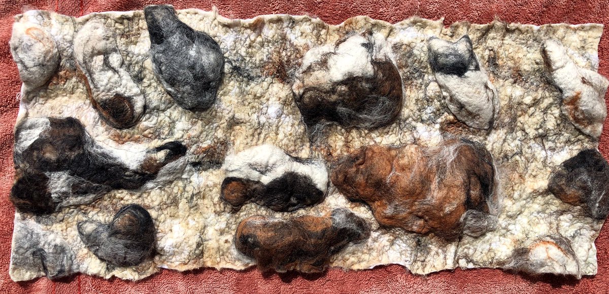 Sarahcross01's tweet photo. Start of a now commission piece based on a wall in Brighton.. loving the texture so far.. lots to do to refine the pebble shapes and add the fine detail including splashes of colour but excited by this so far. PM me for bespoke, personal piece of Art for your home x https://t.co/BI59D7Tlkf