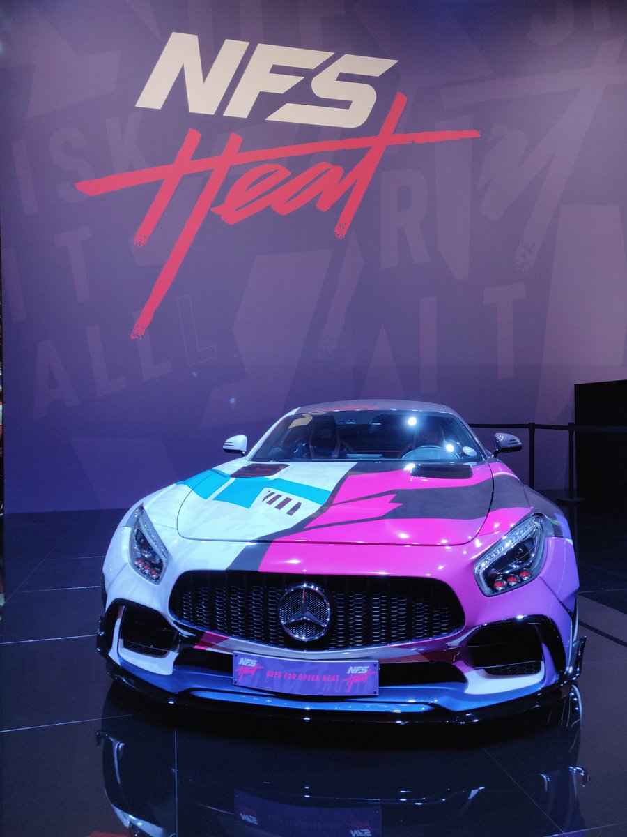 InsideGamesEA's tweet photo. It's coming! #NFSHeat #Ghostgames 👀😎🔥🚗🚓 #EAGamescom https://t.co/9phI0IhkfO