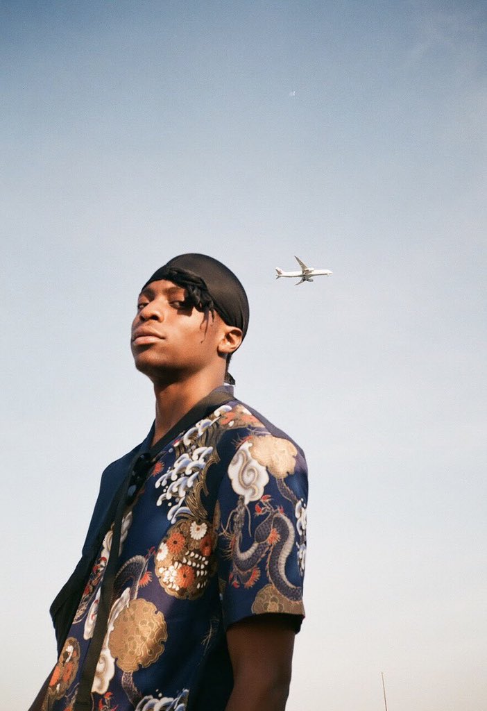100Elan's tweet photo. In the air. ✈️ 
#100elan #SummerCollection #Outfit #Shirt #4k19 #SkyMood #JapaneseFabric #Toronto #FrenchMade https://t.co/CkeyijktZ3