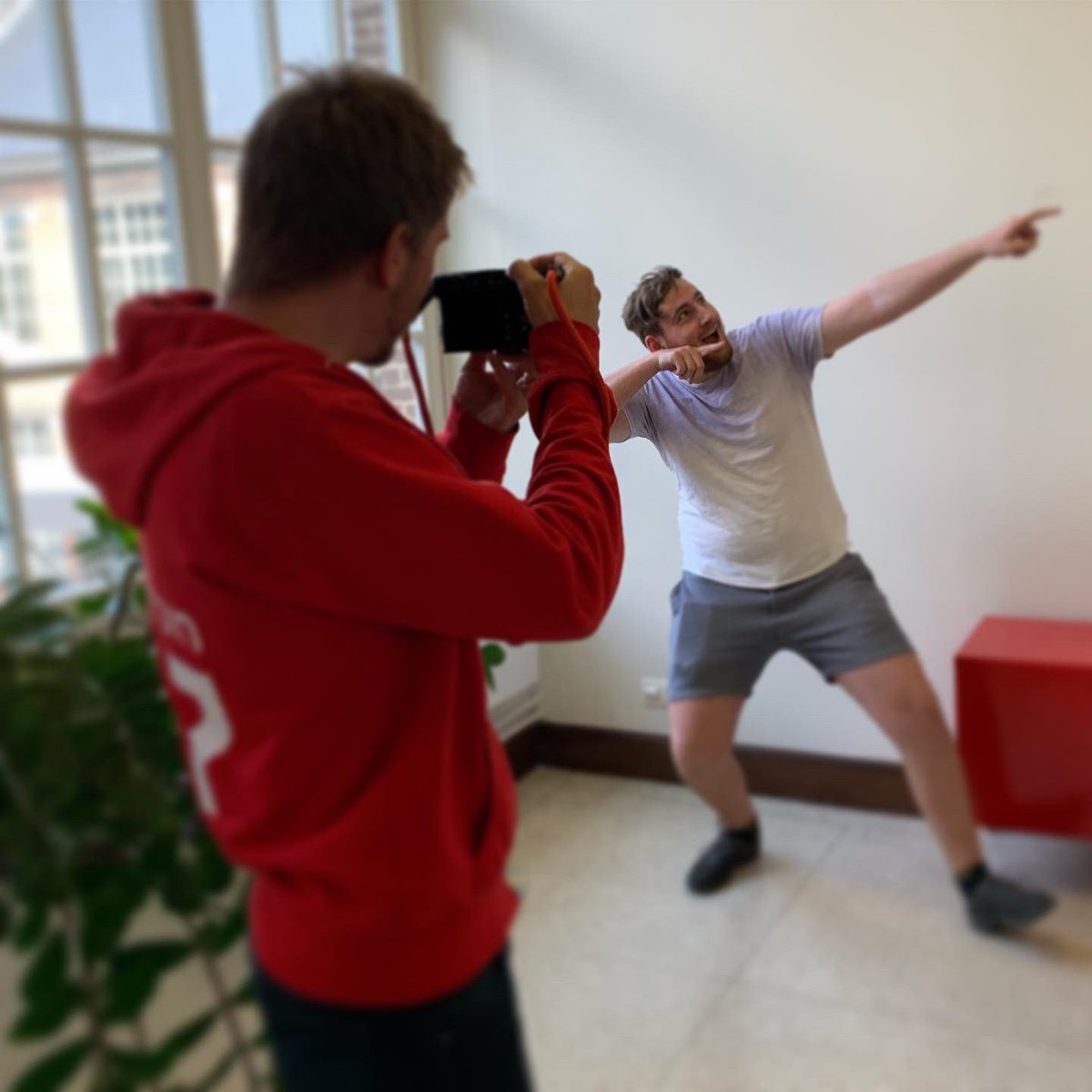 Nascom (make it fly) tweet media