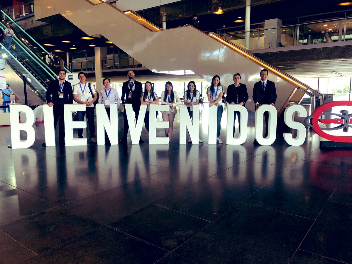 Residentes of Fundacion Universitaria Sanitas National Congress #colombiansurgery #generalsurgery  @ascolcirugia @paredsanitas @kmattox1 #cirugiacolombia