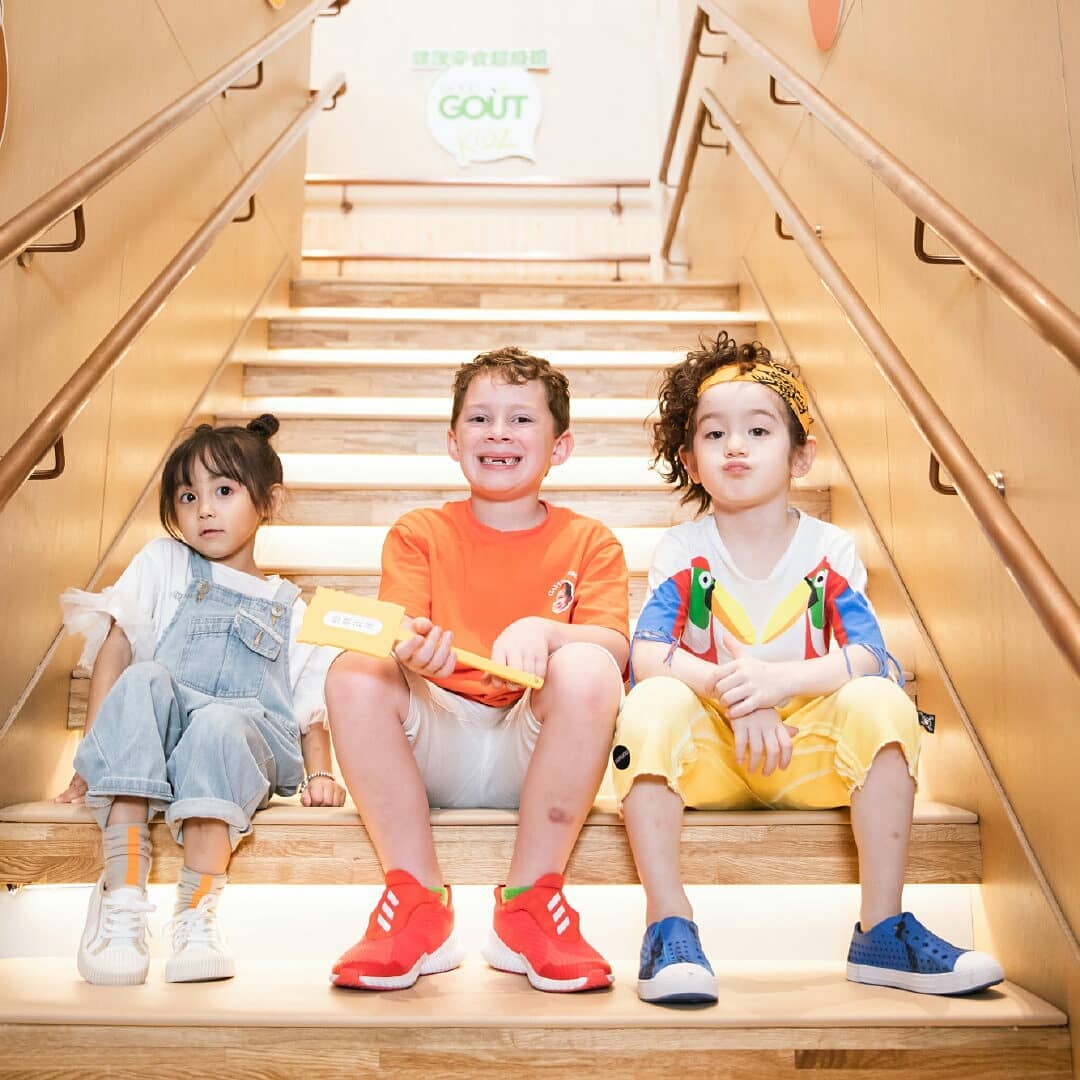 YSoSeriousBoo's tweet photo. 😍🥰 this is EPIC!!!
USA son Gavin the Prince of Meme's met up with baby Jackson from ##LetGoOfMyBaby
👏👏👏
#GavinThomas & #JacksonZhoujiaCheng https://t.co/2PTVVHKQYn
