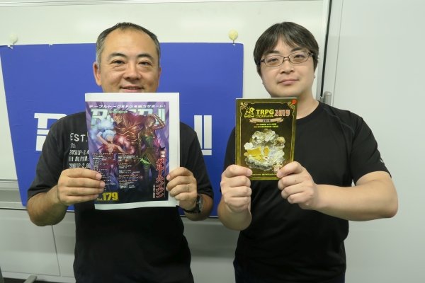 Role_and_Roll's tweet photo. 「ロール&ロールチャンネル」第50回、無事終了しました。
ご視聴とコメント、ありがとうございました。
9月の新刊(TRPGフェスティバル先行発売予定)4点、よろしくお願いします!!
次回は9月13日(金)の放送を予定しております! #RRch https://t.co/xmUpMDrCY7