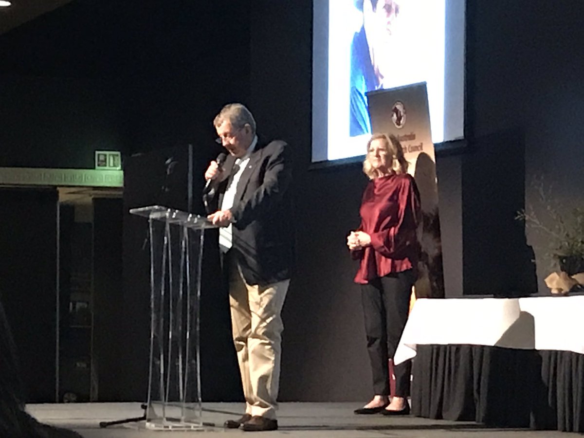 nicolehayesTEH's tweet photo. Ross Peatling received the #NABRAC Producer Medal this evening at the 2019 NABRC Medals Dinner. Congratulations well deserved. #beefresearch @ntca @MattBrannRURAL https://t.co/GRGsCZhqVB