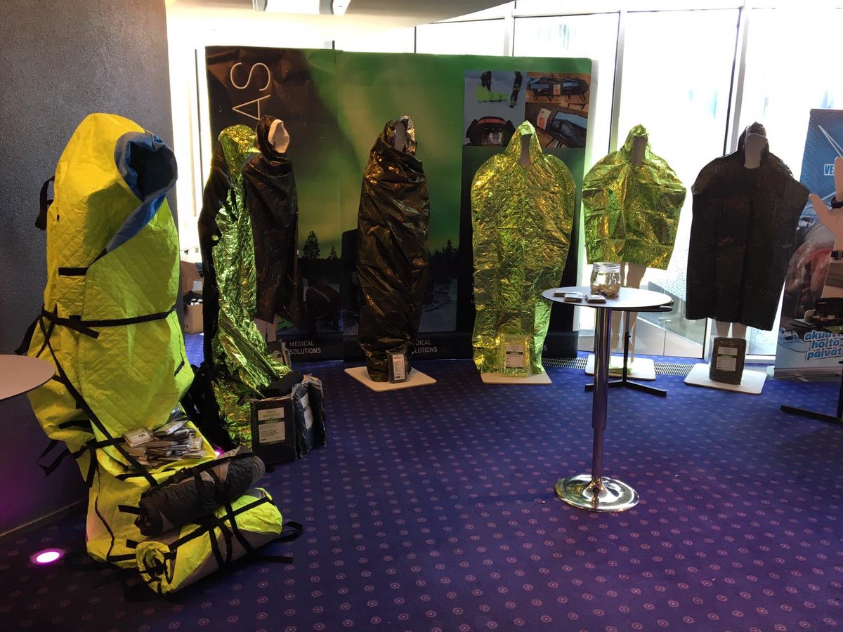 debwatson1064's tweet photo. @air_ambulance Warming patients saves lives #orvewrap https://t.co/mNz2RyFQK4