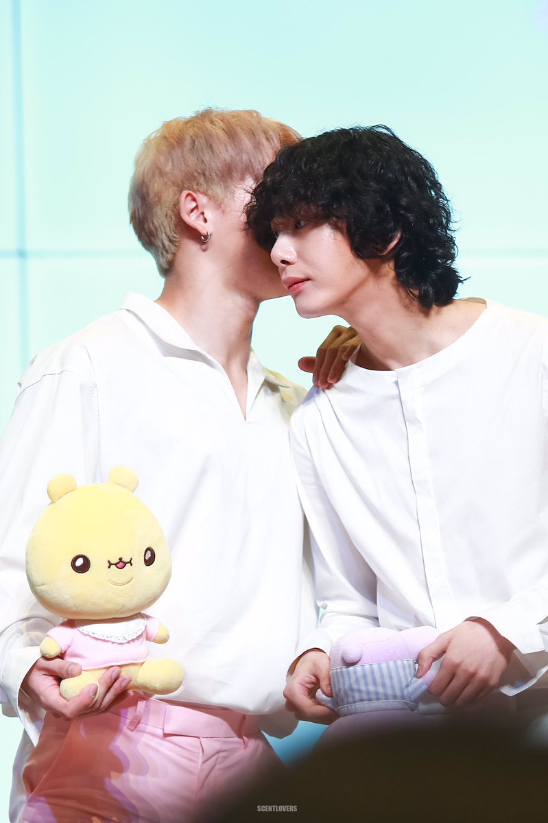 scentlovers___'s tweet photo. 190817 투턱곰 팬싸 
#MONSTA_X #몬스타엑스 #원호  #WONHO #형원 #HYUNGWON #말랑말랑 #베베곰 #bebegom @OfficialMonstaX https://t.co/MqHNtHwNwq
