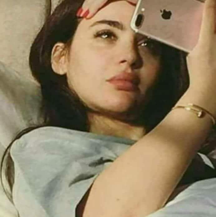 NakedHuer's tweet photo. هي ،،
تنام بعيون دامعة على تاريخ محادثة قديمة

هو ،،
ينام بعيون ضاحكة على صوت حبيبة جديدة! https://t.co/PoDspVXhEd