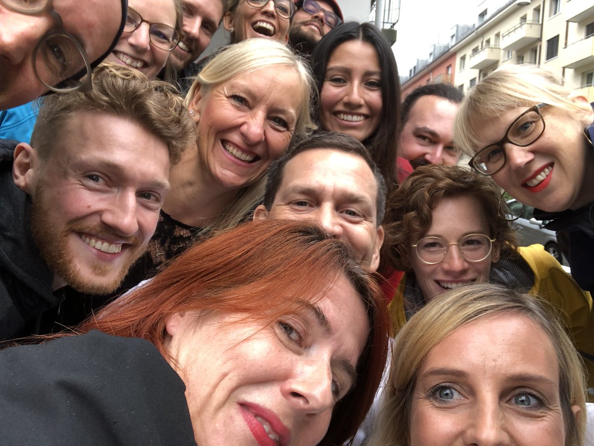DaveHertig's tweet photo. The people who make today’s #ContentProdDay great, again!
If you didn’t get an invitation the reason is there was none. Sold out (for free) after the save the date.
If you didn’t get a save the date, pls let me know.
Next dates:
- Oct 21 (Bern)
- Nov 20 (Zurich) https://t.co/D9sJ5bMfyM