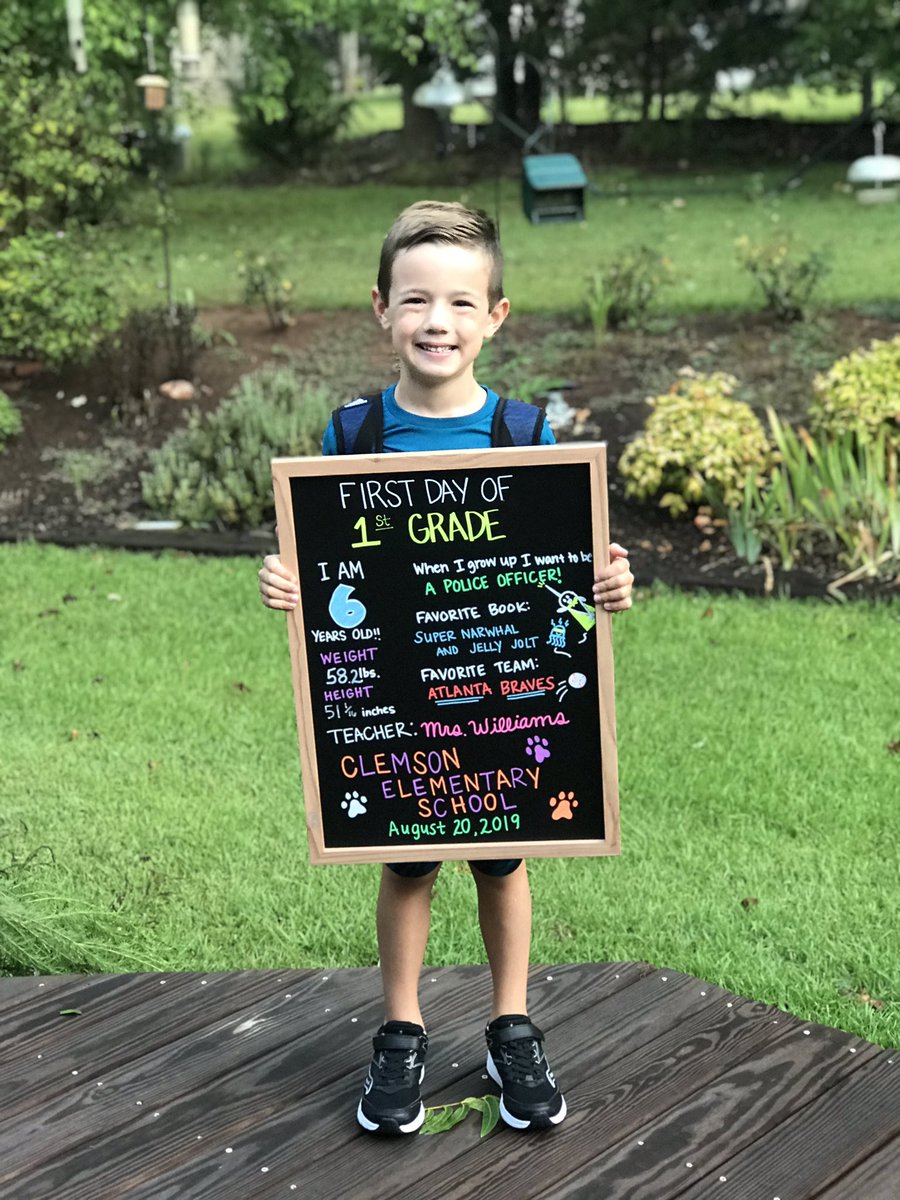 LauraSosebee's tweet photo. Walking to school! First Day! #clemsonlocal #clemsonelementary https://t.co/ZD5F44H14N