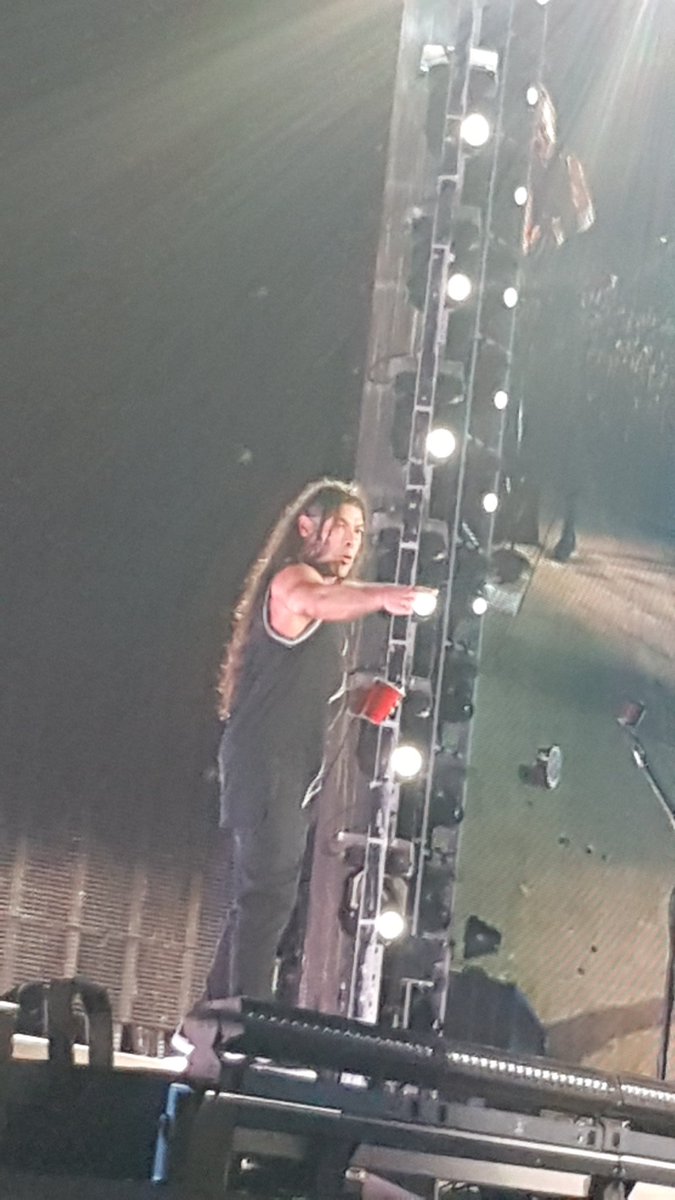 HellerJagna's tweet photo. Rob looks good, better than ever.
Shit, he is a beast on stage... after many Met shows I'm still amazed by it 🤘
#Metallica #RobertTrujillo #MetInPrague https://t.co/6cVLoNaoFZ