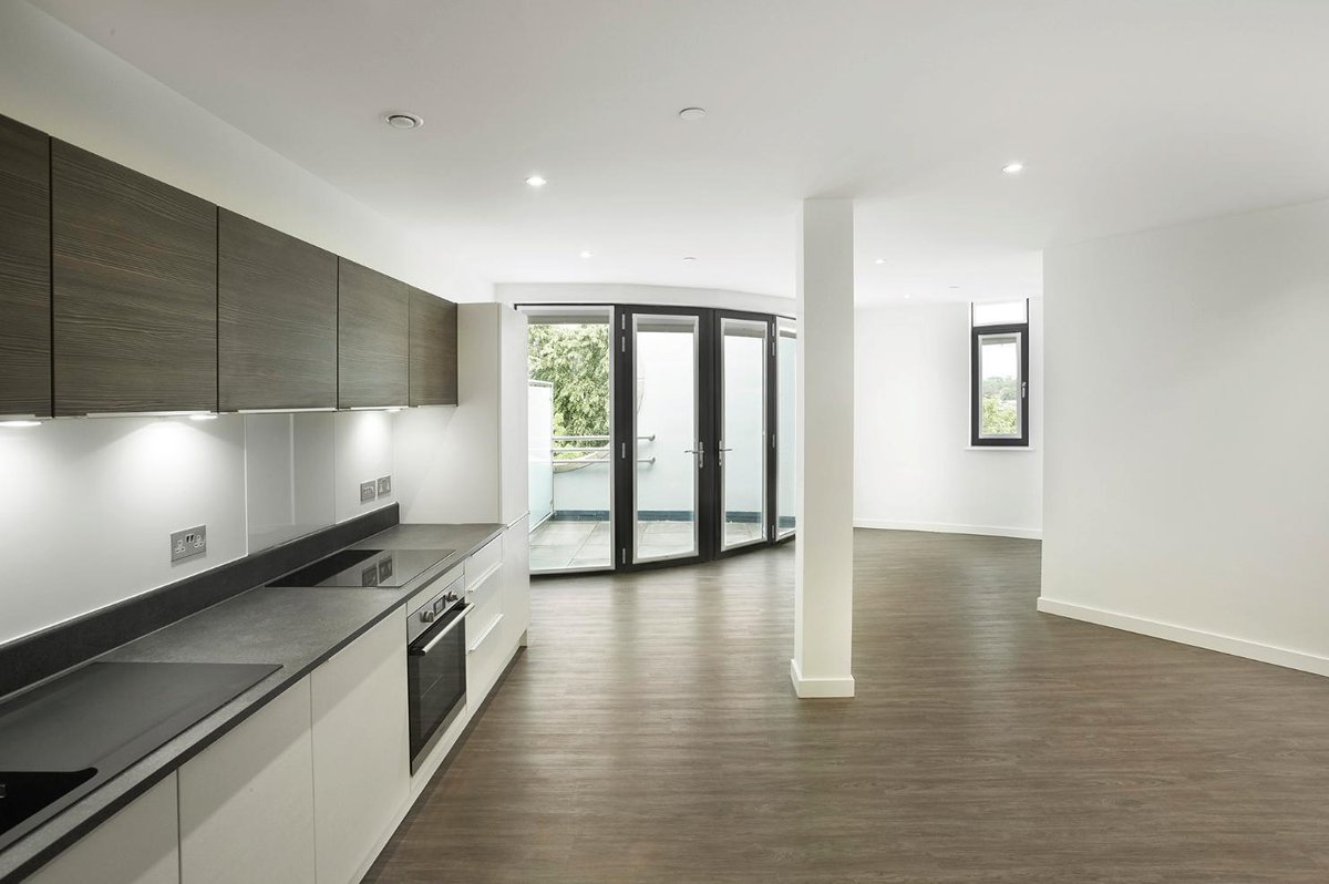 Looking to rent in Bracknell? Book a viewing today...www.centurycourtbracknell.co.uk