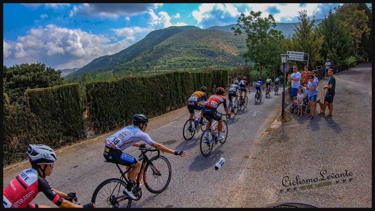CiclismoLevante's tweet photo. #Campell #Vallada Detalls que sempre compten Juan Belandria @mutualevante https://t.co/yg2gAosF4G