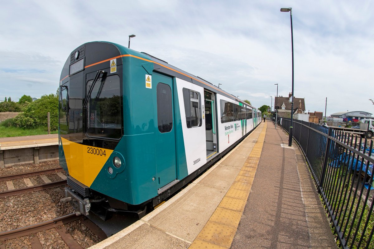 greensandsocial's tweet photo. Explore #GreensandCountry on this approx. 7 miles train walk, with @marstonvalecrp taking you from Ridgmont to Bow Brickhill and walking back to Ridgmont for tea and cake @bedsrcc's Ridgmont Station Tea Rooms. https://t.co/sfcWMBVMvT #walking #hikingadventures #trainwalk 🚉🚶♂️☕️ https://t.co/HVwFC9OYeA