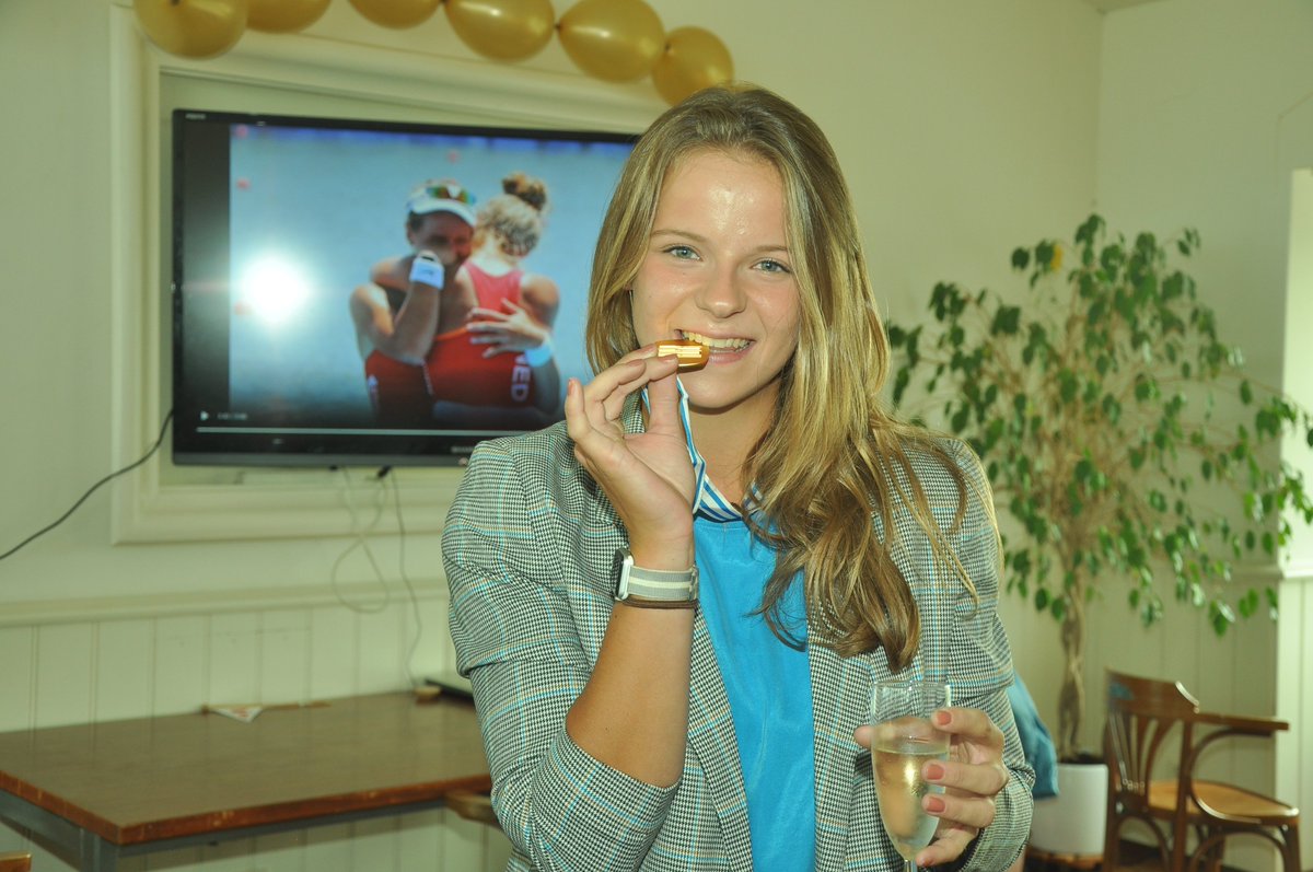 RenZ 'Gouda' tweet media