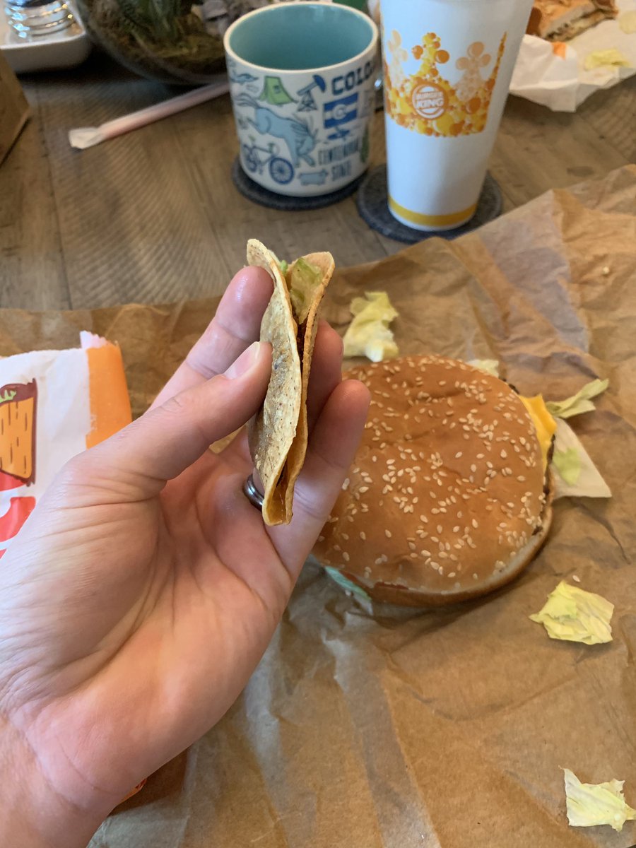 georgeparris's tweet photo. @BurgerKing this is what passes for a taco? https://t.co/6QgOcCqZUU