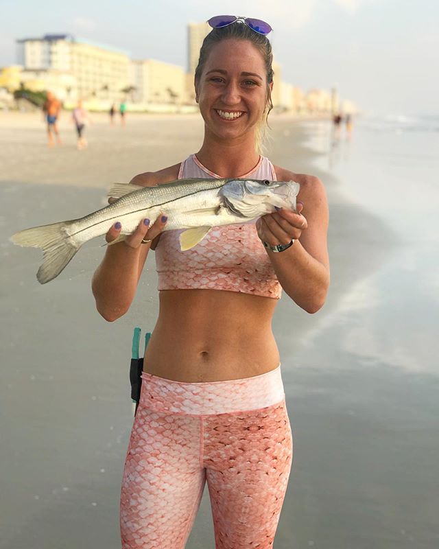 SPORTSMANchnl's tweet photo. "He’s no monster, but I checked catching a snook of my bucket list this morning🎣✔️" - Tiffany Makayla

What fish is on your bucket list? #IAMSPORTSMAN #ThisIsFishing #fishing #bigfish #snook #bucketlistfish https://t.co/uFAgc1Zqn4