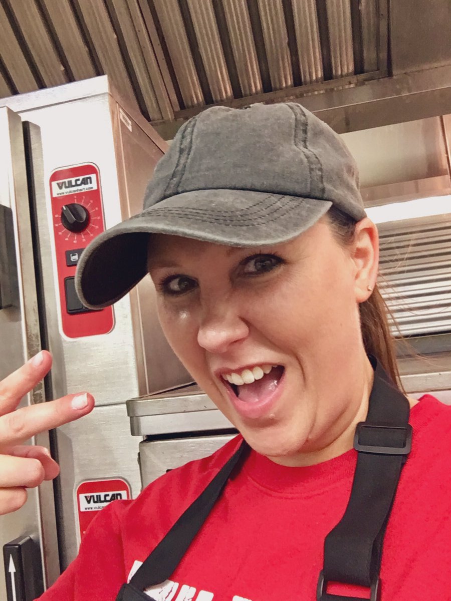 SunshineStorer's tweet photo. It’s #TacoTuesday y’all! My favorite day! 🌮🤤😋 https://t.co/q2rYp8ZRps