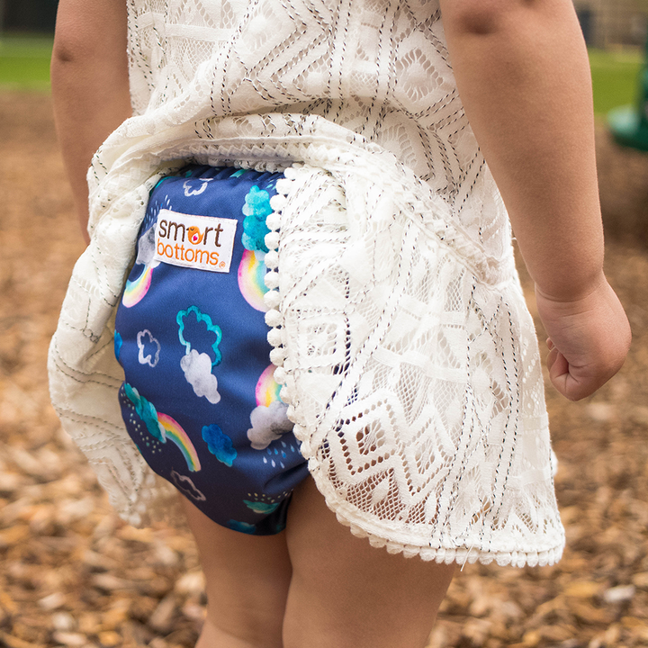 Funswimfunswim's tweet photo. Smart Bottoms Dream Diaper Over the Rainbow @Funswimfunswim #overtherainbow #smartbottoms #ecofamily #waronplastic https://t.co/eBHsHPYfiv
