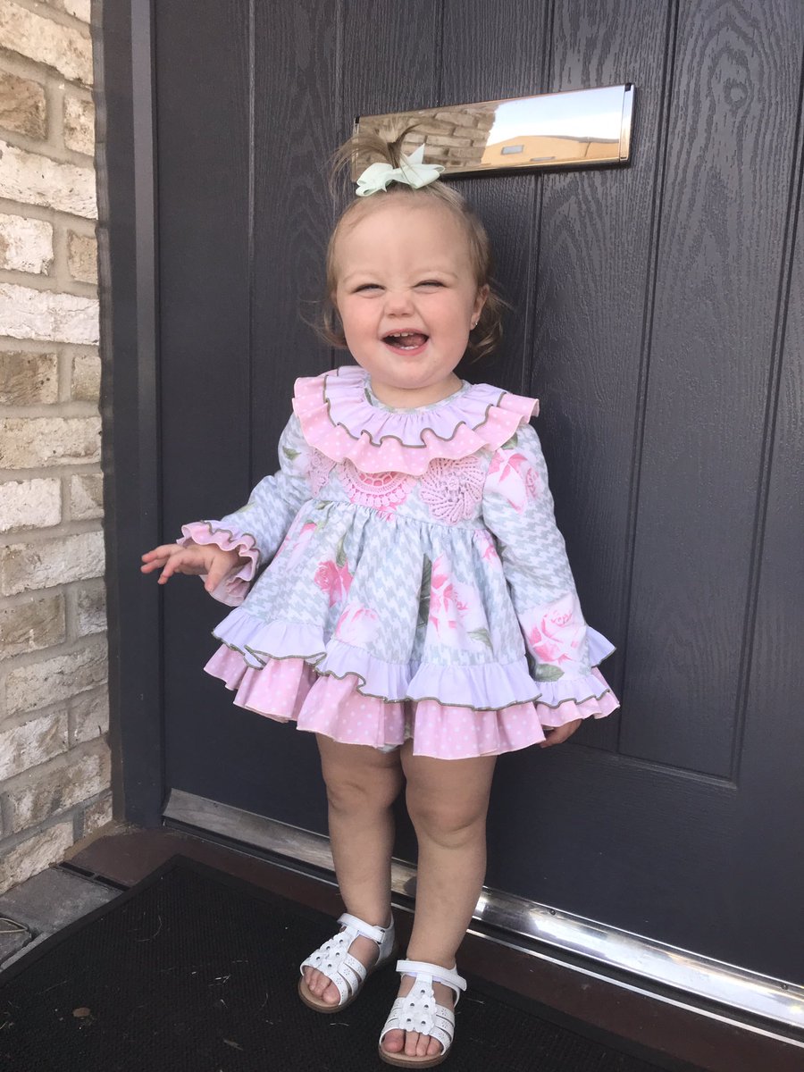 liblibdeluca's tweet image. my world x