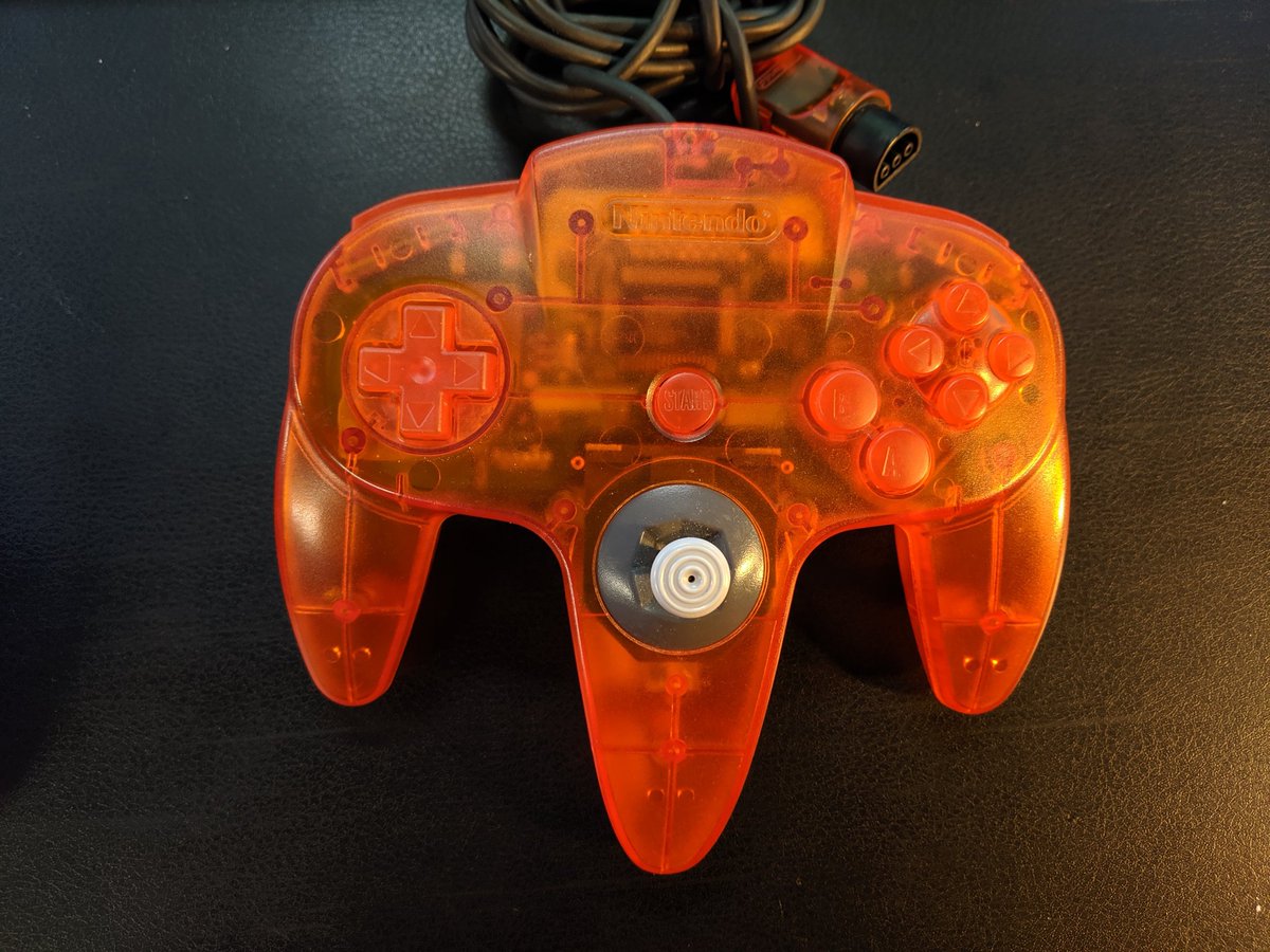 NGalaxyTimmyo's tweet image. Time for something new to spice up Tuesday. How about some fire orange today?
#Nintendo64 #N64 #N64controller #RETROGAMING #funtastic