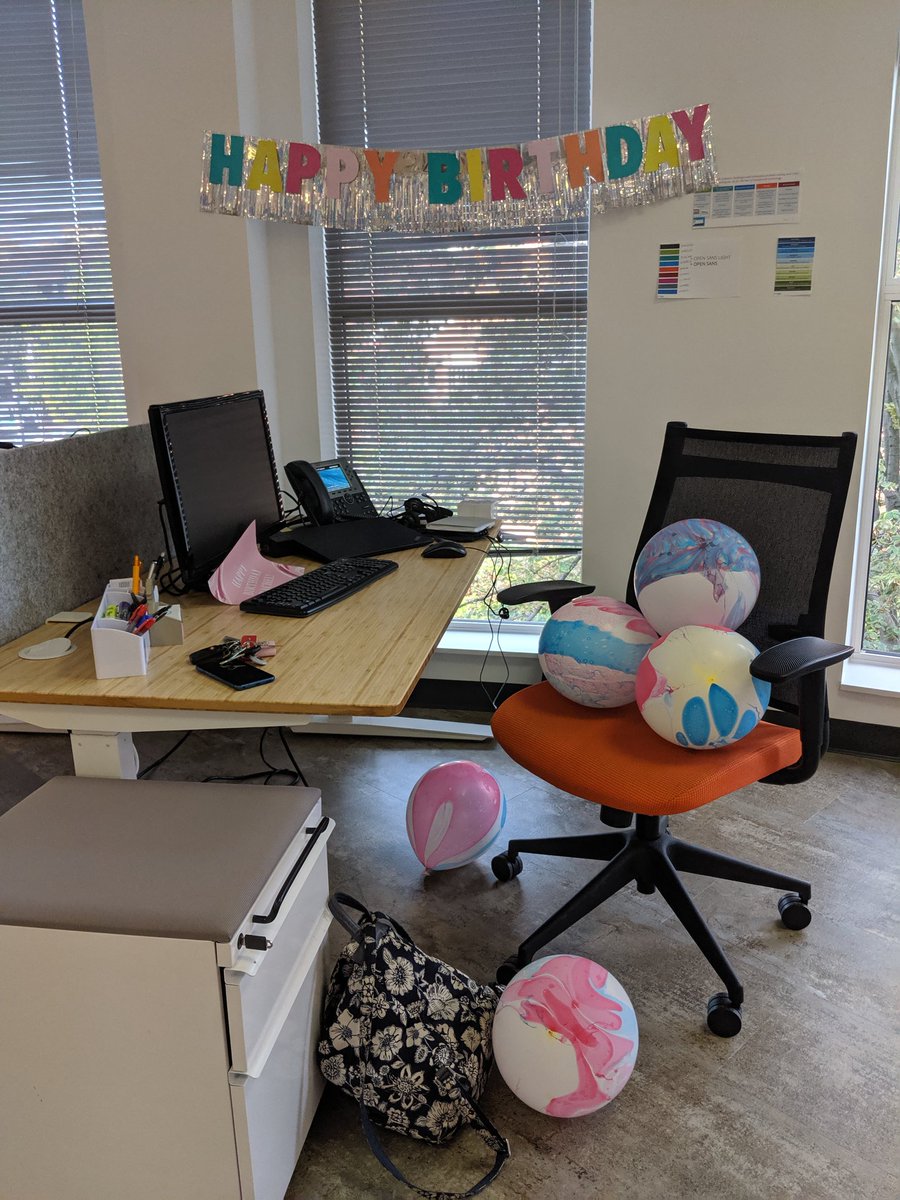 RachelBurgerPM's tweet photo. Thrilled to walk into work this morning to find a little surprise 🎂 ♥. #birthday #techdc #EmployeeEngagement #EmployeeExperience @mgmUSA1 Thank you! https://t.co/Q3JILwke1r