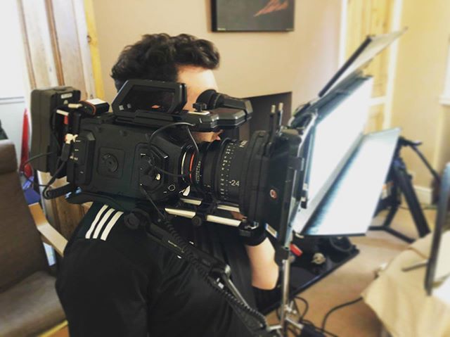 @joseph_mcdonald_films on set with our hand held #ursaminipro shoulder rig.

Working from the shoulder allows us to shoot fast which is very important in ‘run and gun’ situations like documentary work.