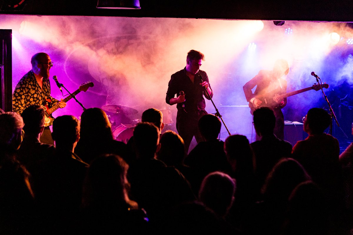 #KTSN19 ⇾ Highlights from Friday at Summer Nights with 
<a href="/CoorsLight/">Coors Light</a>.

🎵: <a href="/_SHREDD/">Shredd</a> + <a href="/sobrietyforever/">sobriety</a> + Gelatine + <a href="/Messed_Up_Youth/">Messed Up Youth</a>
 
📷: <a href="/blw76/">Brendan W</a>

TICKETS → ktwwh.co/KTSN19 (1/2)