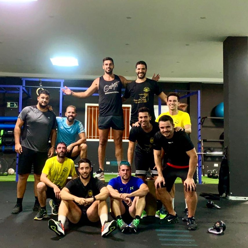 CDMaxorataTfe's tweet photo. 🏋🏼‍♂️ #PRETEMPORADA | El equipo sénior inicia una nueva semana de trabajo en las instalaciones de #GetFitGym 💪.

¡Nos están cuidando de maravilla 😜!

📷 IMAGEN | Varios jugadores del equipo | 
Prensa CD Maxorata 🗞️ 

#Pretemporada #Sénior #Gym #WorkHard https://t.co/D5zoD21JjE