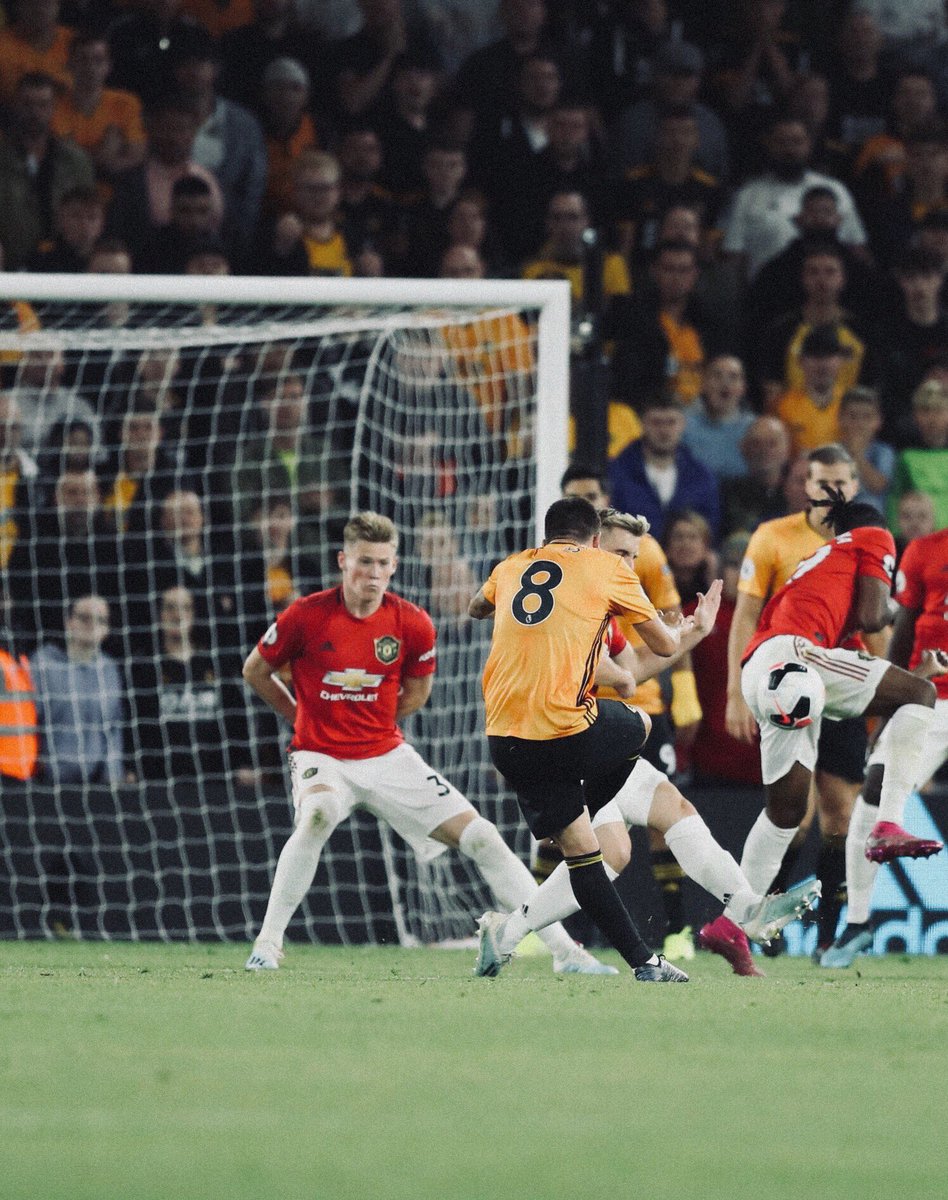 howlerfc's tweet photo. 🚀 
⠀ 
#Neves #Wolves #PL #PremierLeague #HowlerFC 

@rubendsneves_ @Wolves https://t.co/a5N397csoo
