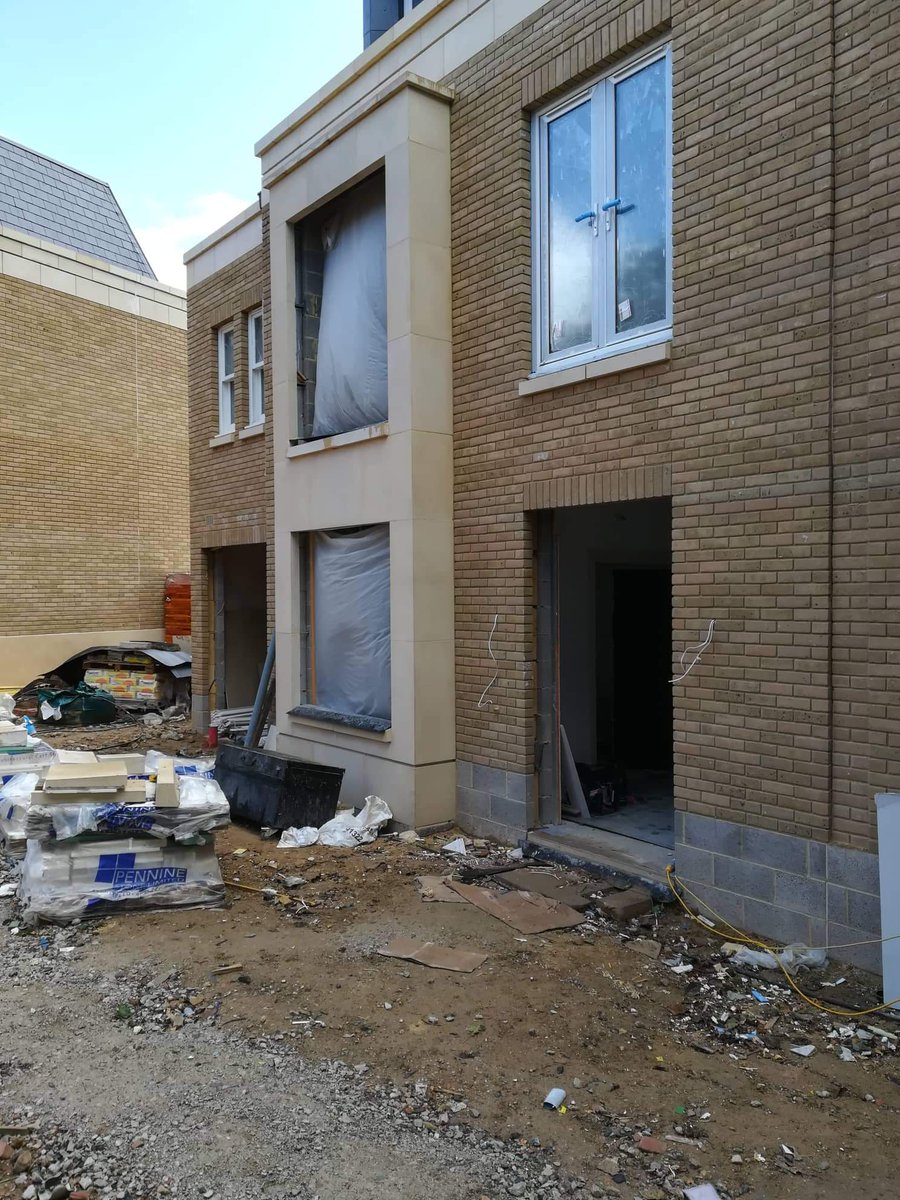 StoneworksL's tweet image. Raynes park-For Kenham building.
2 more plots ready.Well done guys.
London stoneworks specialist.