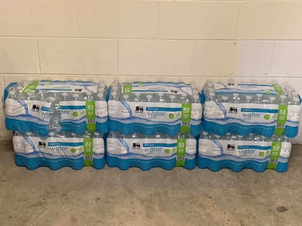 GchsRam's tweet photo. Thank you to Mrs. Johnson of the Health Science department for her donation to our Healthy Living Initiative for the Football team.
One of our goals is to drink more water & less soda & tea. #ChangingLifestyles https://t.co/RRMvhdiutu