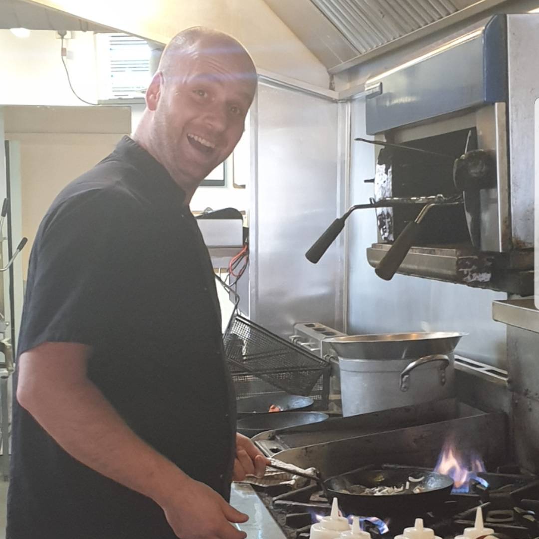 ambientetapas's tweet photo. Meet our lovely chef Bartek, always smiling whilst cooking tapas 😁👨🏼‍🍳 #ambientetapas #fossgate #visityork #smilingchef https://t.co/91gRoysSjr