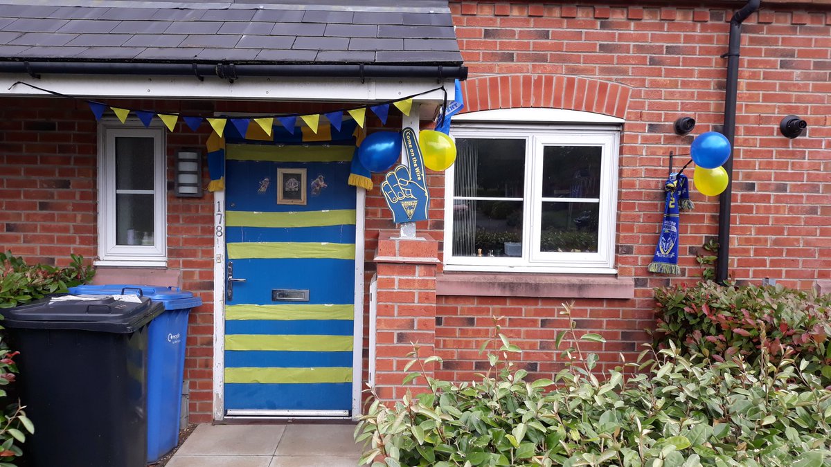 WireHunter's tweet photo. @warringtonnews Another year, another Challenge Cup Final. Wembley Fever has landed. #COTW #Wire2019 https://t.co/3E5Bz74ja0