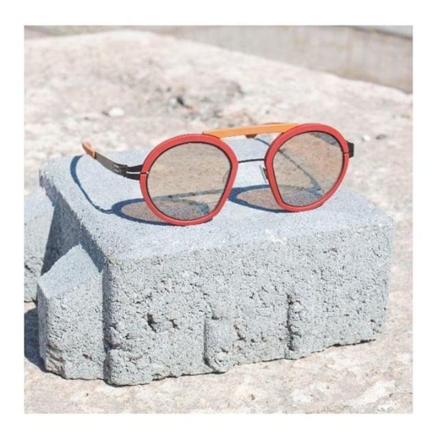 ModaOptic's tweet image. Bursts of radiant rubberized color wrapped around a metal core give The SUPERVILLAIN, by ic! berlin, killer looks and stone-cold strength.
.
#modaoptic #modastyle #rockville #maryland #vision #glasses #eyeglasses #buyindependent #eyewear #beunique #luxur… ift.tt/2HazFMb