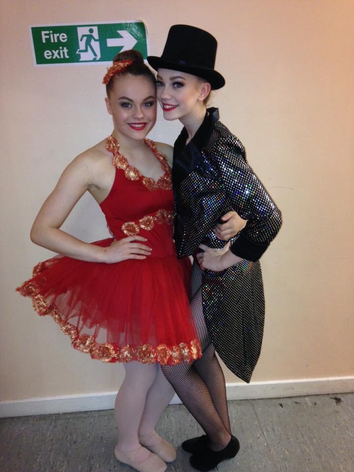 skye34212397's tweet photo. Happy birthday!!! @abbyndickson have an amazing day gorgeous. ❤️ https://t.co/ySigjucNIA