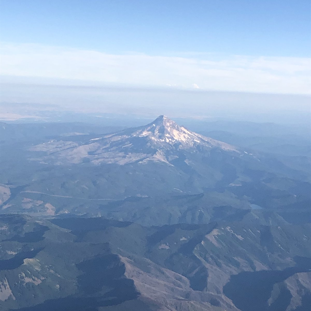 arschles's tweet photo. A quick snap on my way out of #PortlandOR going to GopherCon UK. Did I mention how excited I am to meet everyone and talk about @gomodsio? #isitgopherconyet https://t.co/Hu4vBkMLn3