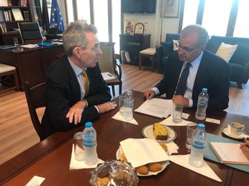 View image on Twitter