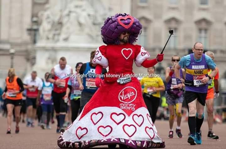In 18 days  it will be my fifth anniversary as Big Pink Dress 
I know having a heart scare has stopped me reaching the £120000 mark 
Im £888 short of the target
Gutted
Im doing the <a href="/LondonMarathon/">TCS London Marathon</a>  for the amazing <a href="/macmillancancer/">Macmillan Cancer Support</a> 
If you can spare a quid 
uk.virginmoneygiving.com/fundraiser-dis…