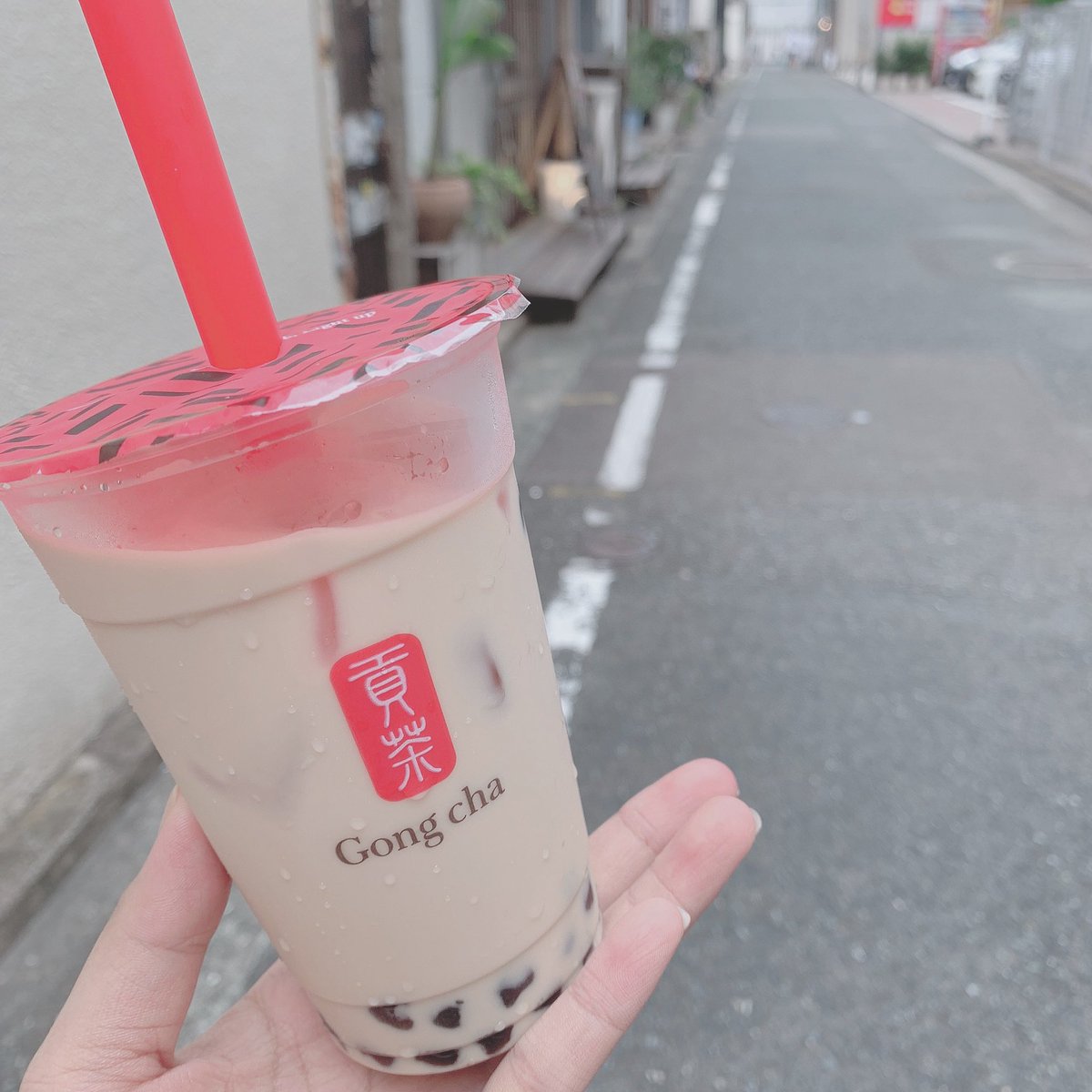yz_egao's tweet photo. 08.18
大名にてタピ❤︎
いい買い物もでき❤︎
さいこお❤︎ https://t.co/l0Lyg9v93m