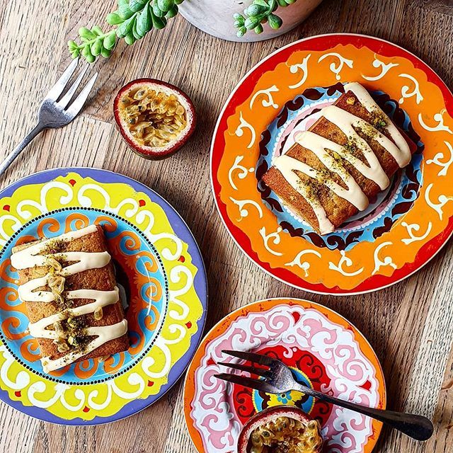 shelinacooks's tweet photo. These delicious passion and pistachio slices are perfect with a mauritian vanilla tea! They are so light almost like a Madeleine they are available @lakazmaman now... come in for a gajak and a slice of this! If you want the recipe let me know 👇🏽 #feedfee… https://t.co/h1YjlN0NkW https://t.co/49vPQLnc8F
